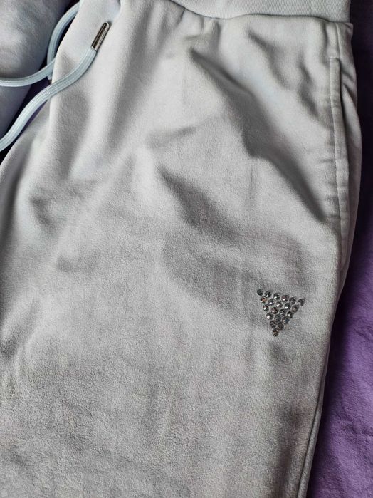 Дамски плюшен екип Guess