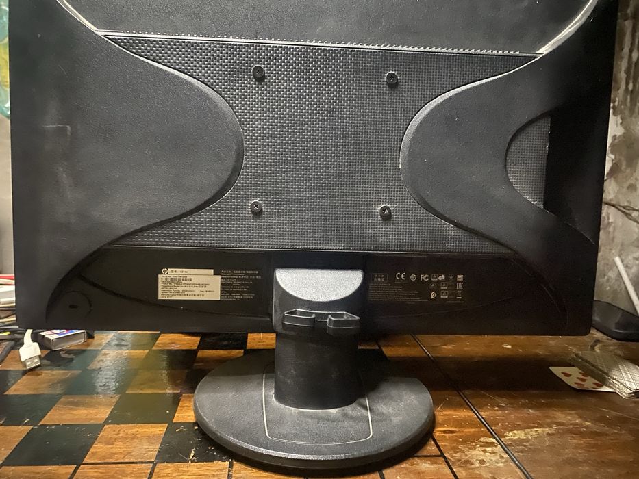 Монитор игровой.