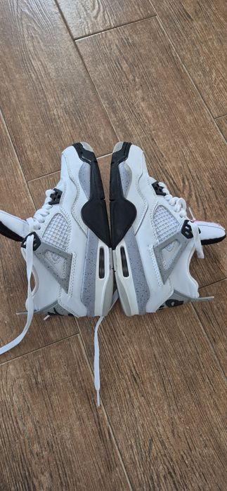 Nike Air Jordan 4 White Cement