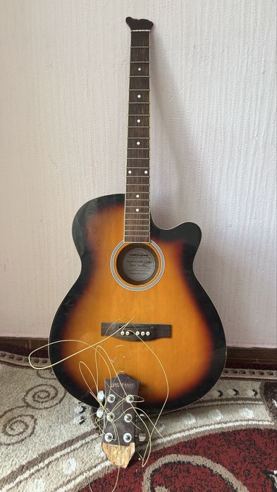 Гитара продам срочно