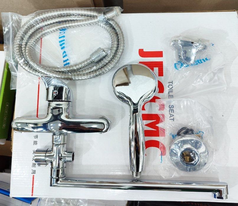 Смеситель душ комплект новый