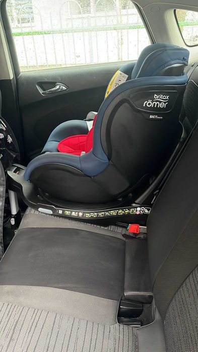 Scaun auto Britax Romer DUALFIX, Night Blue,  3 luni - 4 ani