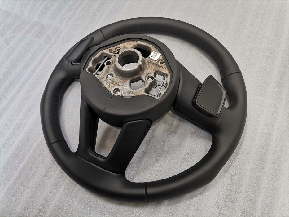 Нов Оригинален Черен Кожен Волан AUDI A1 GB A3 S3 8Y 82A419091AA