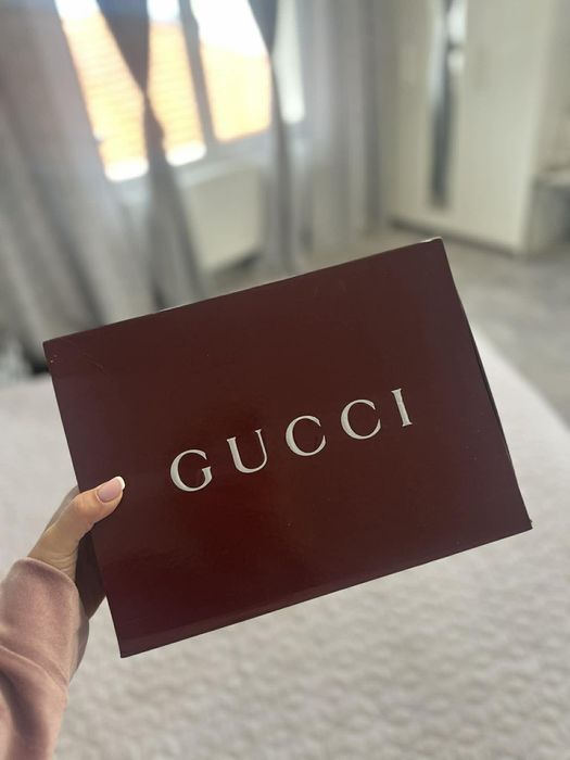Луксозна дамска чанта Gucci Marmont