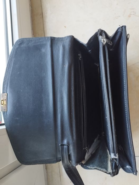 Мъжка чантичка кожа