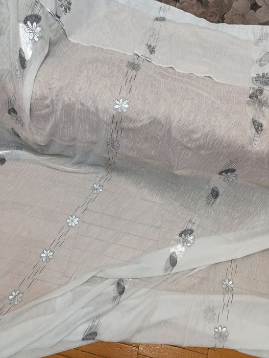 Тюль большая.4 м на 3 м.