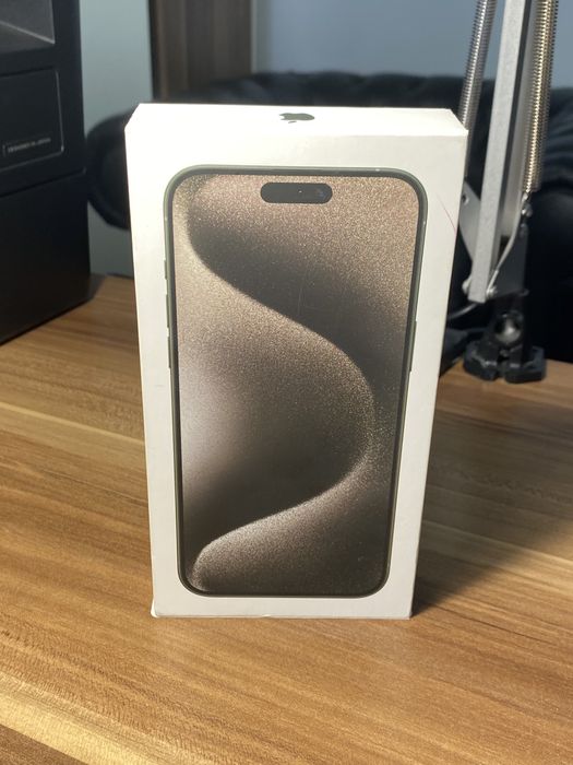 iPhone 15 Pro Max • 512 GB • Natural Titanium