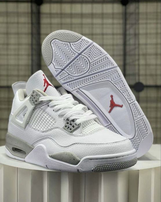 Nike Air Jordan 4 Retro "White Oreo"
