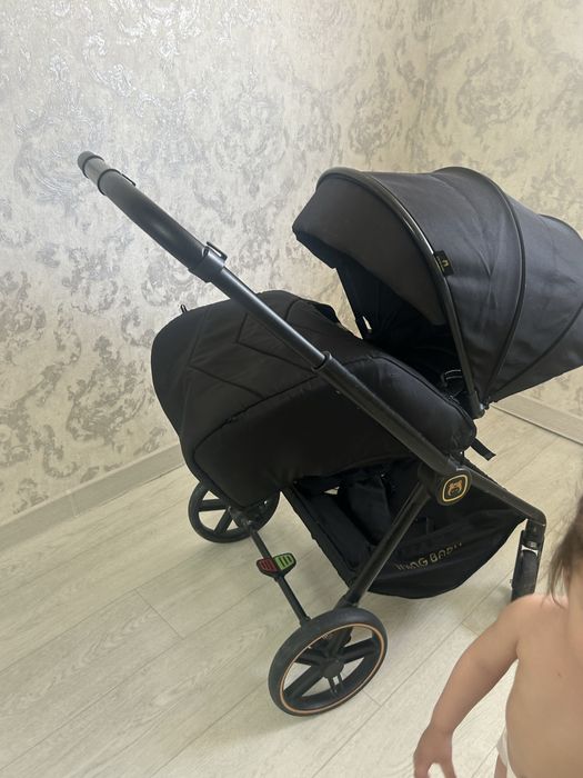 Коляска прогулочная