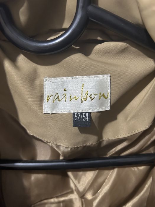 продам бежевое пальто женское
