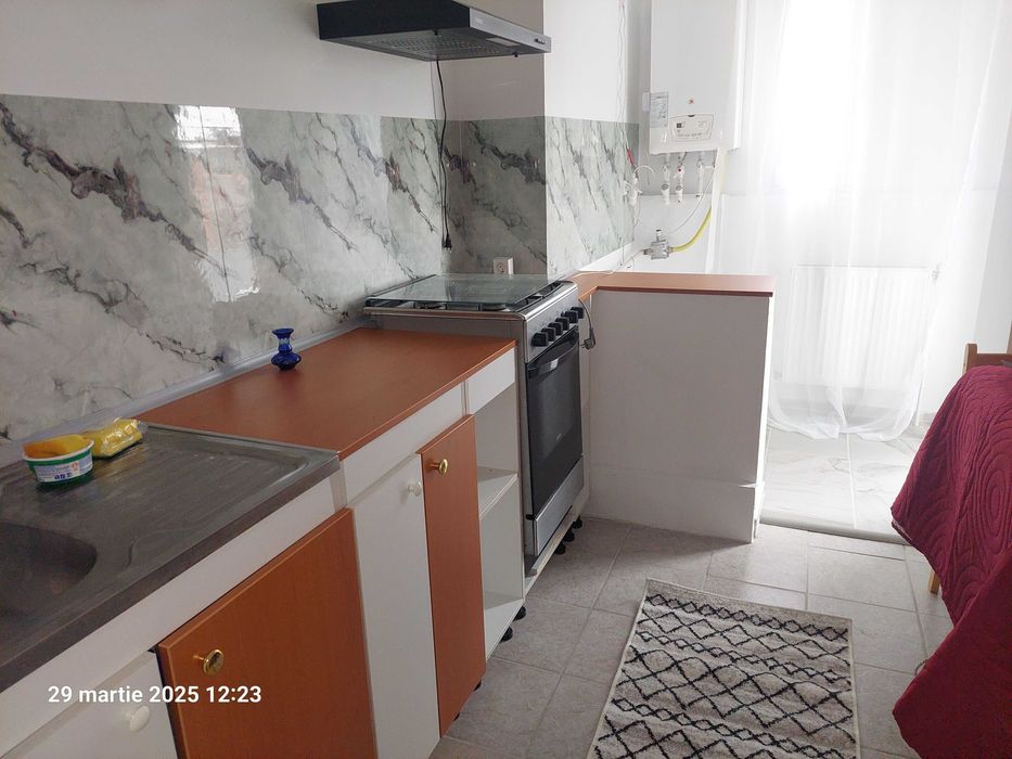 ofer spre inchiriere apartament 2 camere,etaj 4,zona Tiglina 2