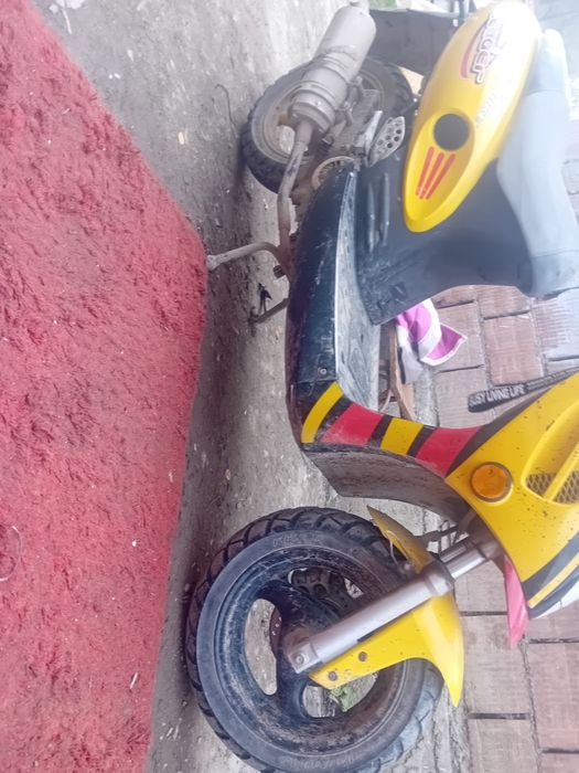 Scuter de vanzare 80cc