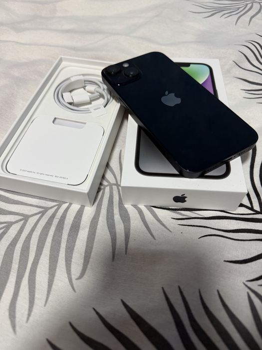 Продавам iphone 14