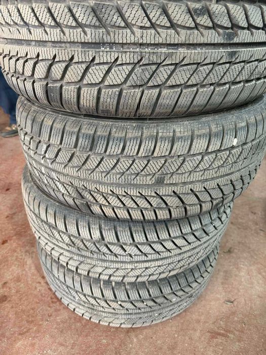 Гумите са 225/55/17 чисто нови.Закупени са на 02.07.2026 имам фактура