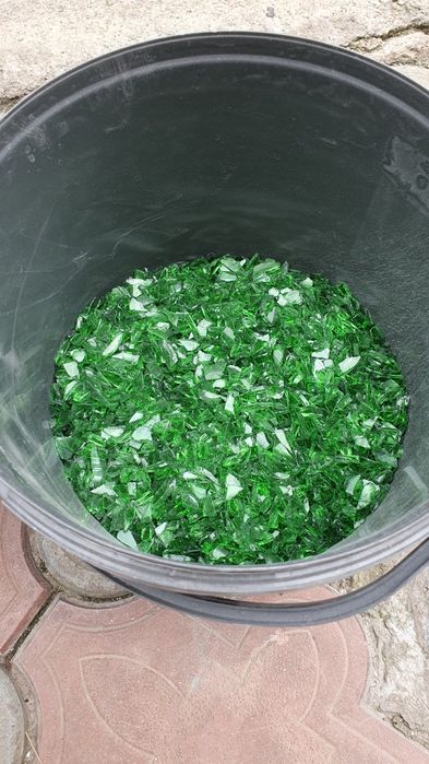 Sticlă colorată sort pentru mozaic