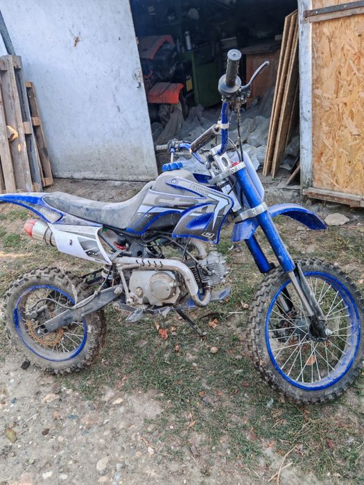 Vând cross 125cc