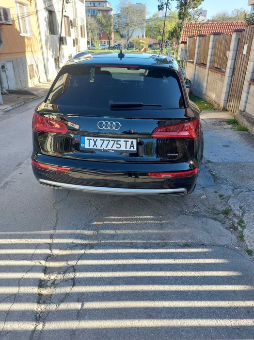 Продавам ауди Q5 2.0 tdi