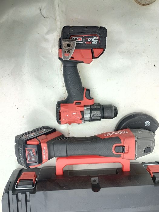 Set milwaukee flex fsag125x + filetanta fpd2 + 2 baterii 5 amperi