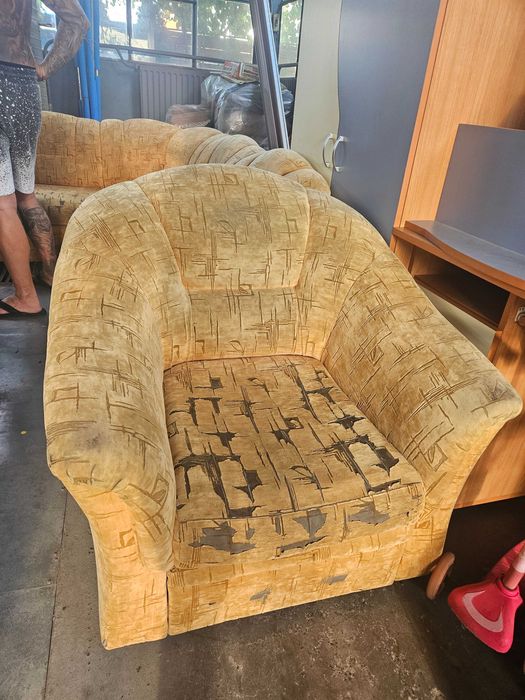 Диван с канапе и 2бр. табуретки