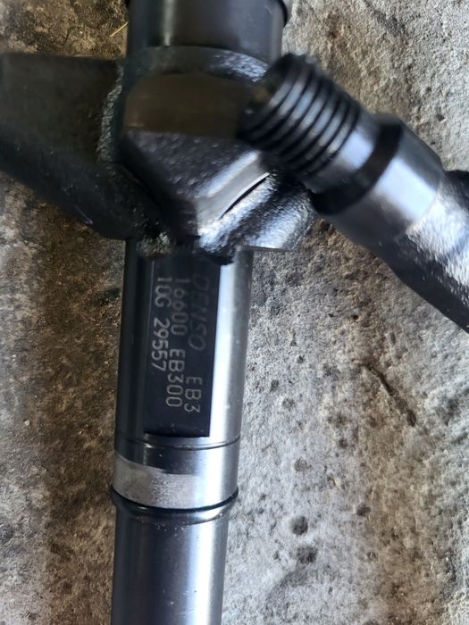 Injectoare nissan pathfinder motor 2.5 dci an 2006