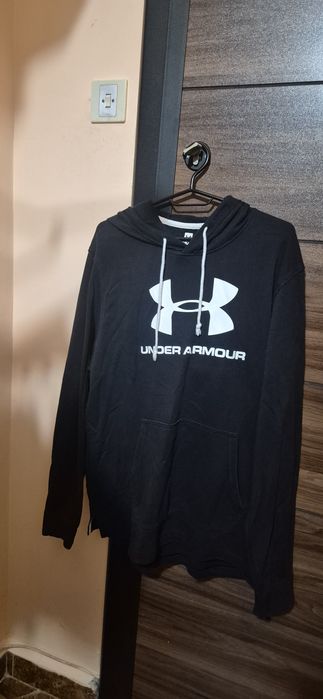Суичъри Under Armour -L размер