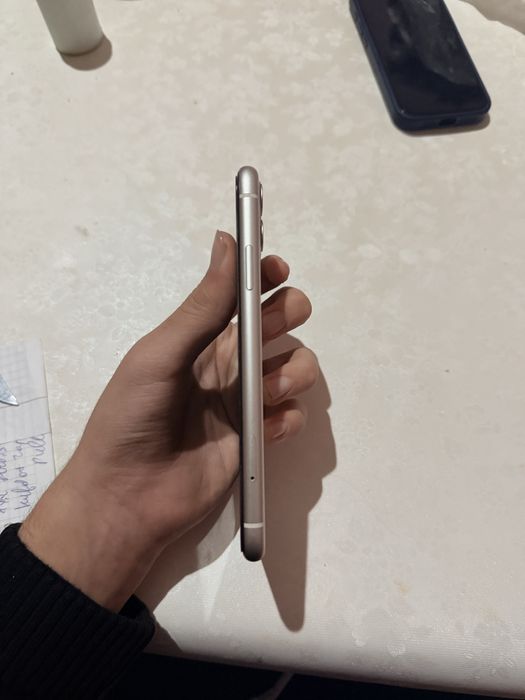 Iphone 11 с гарантией