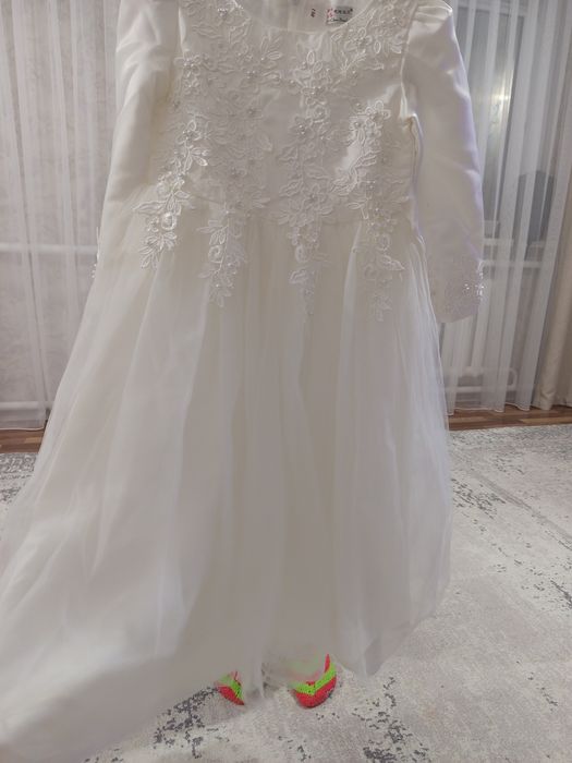 Ақ көйлек/платье белое