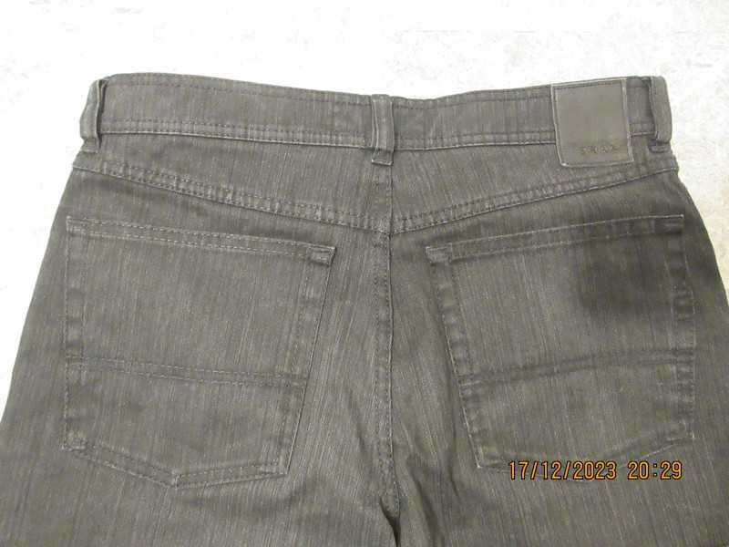 Blugi Brax Carlos Talie 31/80 cm.