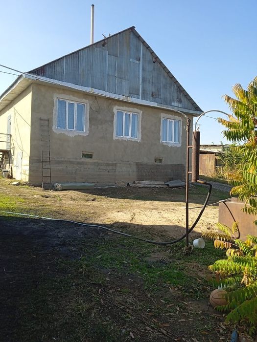 Продаётся дом в п.Мынбаев