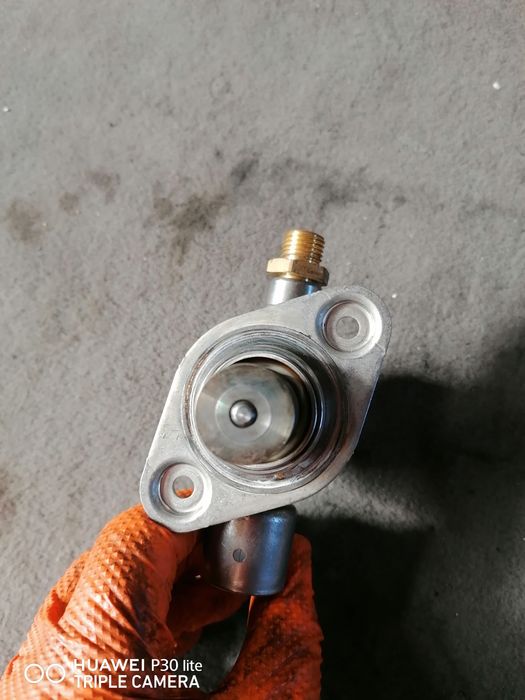 Pompă înaltă presiune Audi a4 b8 motor 1.8 tfsi cod motor CABA benzină