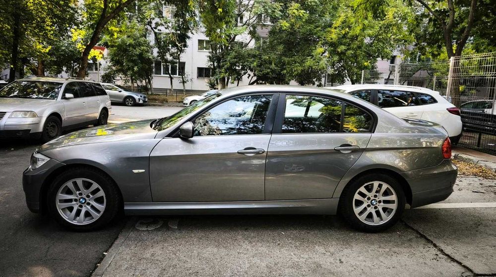 BMW Seria 3 2010 — imagine 3