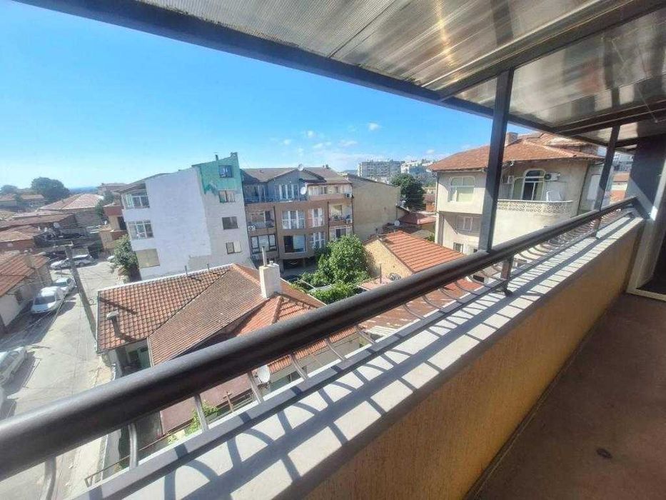 Дава се под наем Тристаен апартамент в Варна, Христо Ботев - 80 кв.м за 600 € - Снимка #14