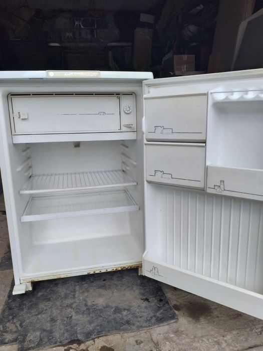 Холодильник, в хорошем состоянии