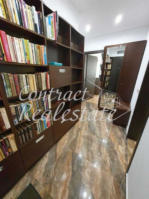 Дава се под наем Двустаен апартамент в Варна, Център - 63 кв.м за 586.5 € - Снимка #9