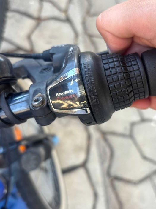 Bicicleta albastră copii - preț negociabil