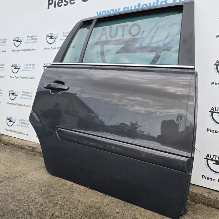 Portiera usa dreapta spate Opel Zafira B Facelift