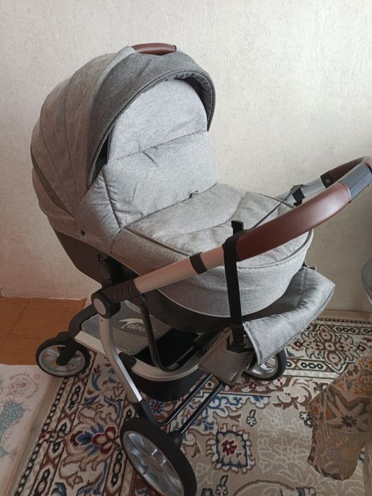 Продам коляску