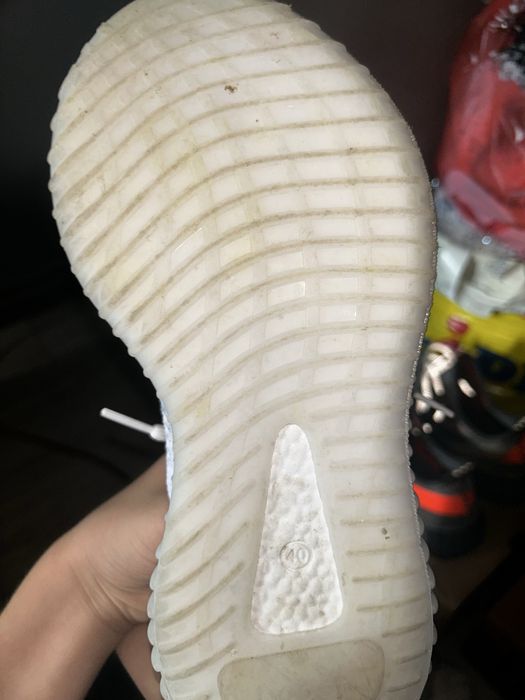 Yeezy Adidas v2 bone