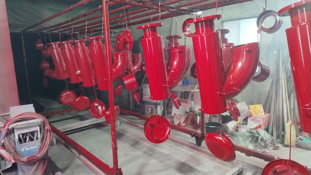 Vopsitorie in camp electrostaic-confecții metalice -garduri traforate,