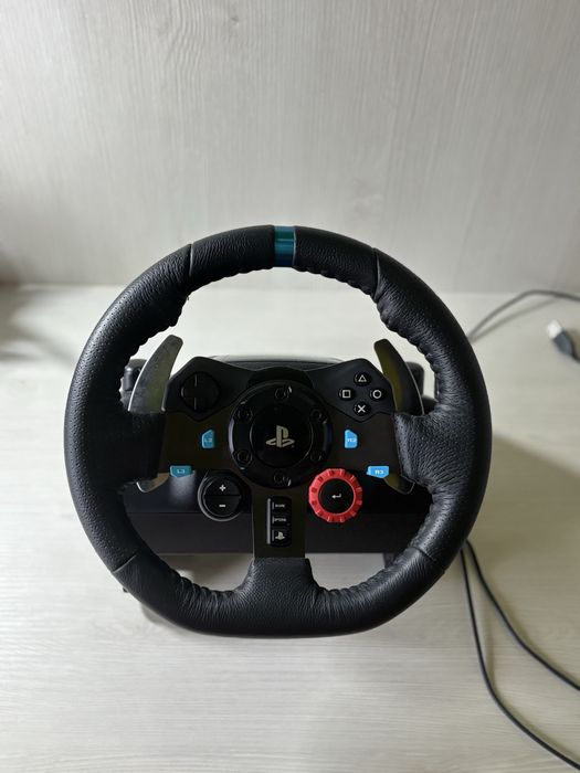 De vanzare Volan Logitech g29 cu pedale +schimbator+stand