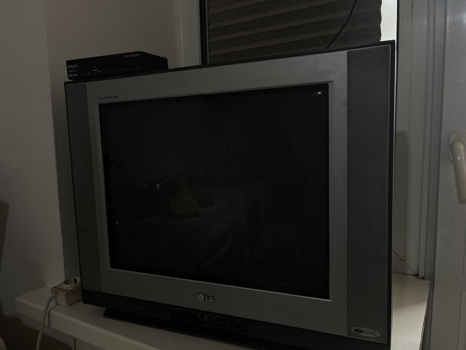 Телевизор LG домашний