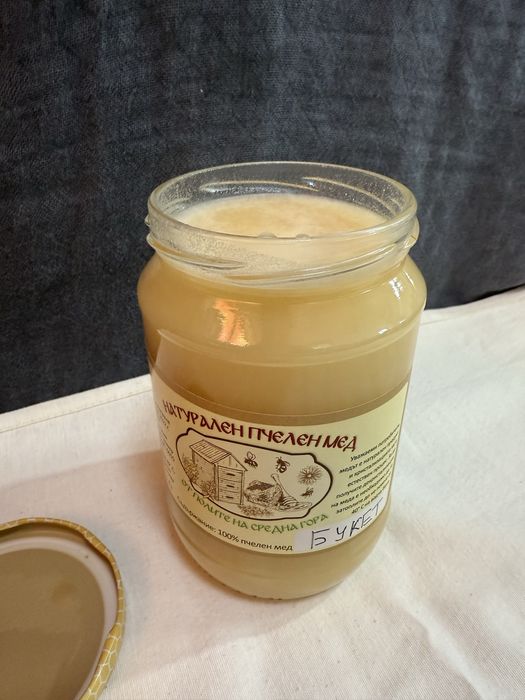 Натурален пчелен мед