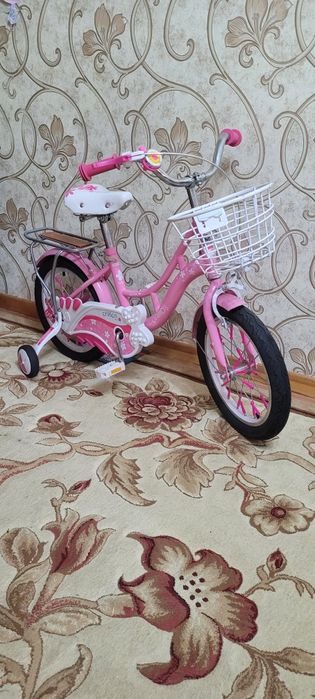 Продается велосипед для девочки
