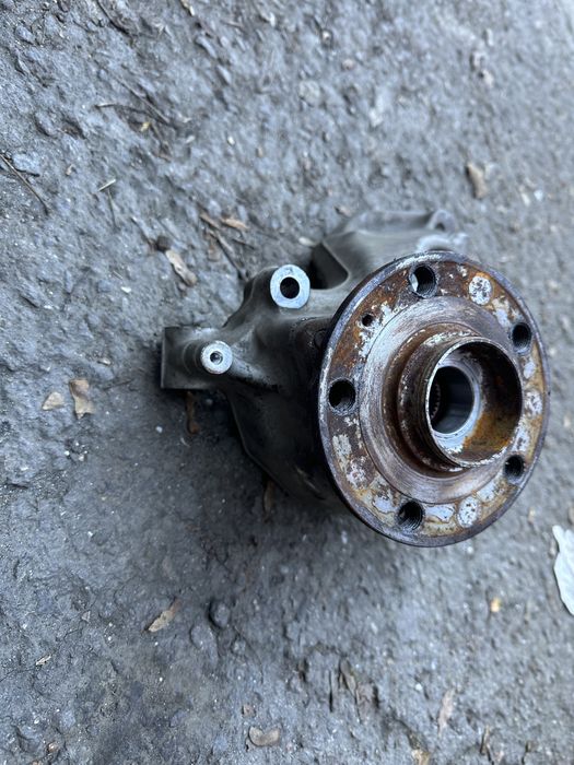 Заден дясен шенкел tiguan 2, пасат 8 , артеон 4/4