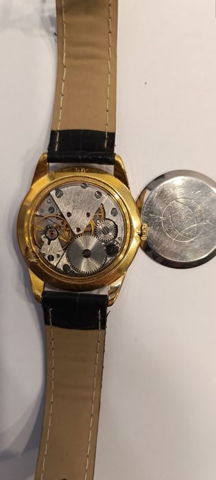 Позлатени руски часовници Raketa