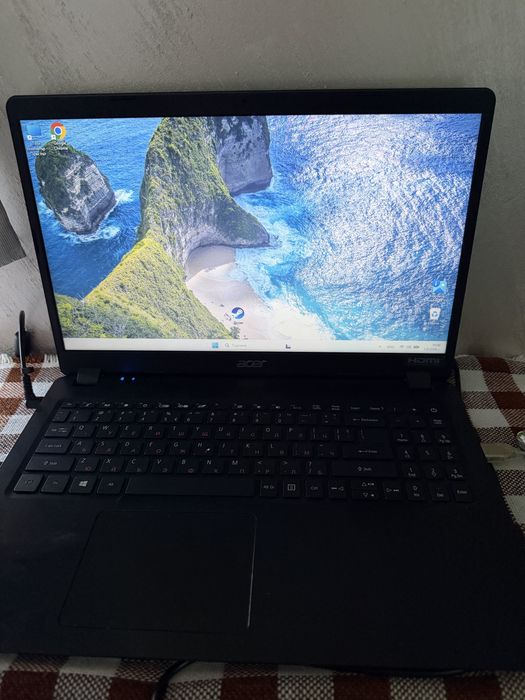 Лаптоп acer exrensa 215 52