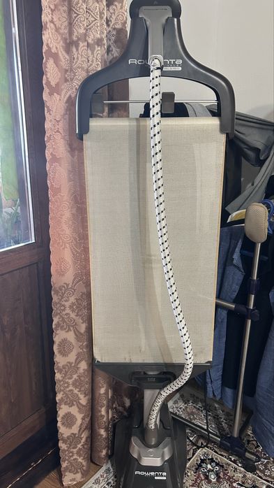 Паровой утюг Rowenta