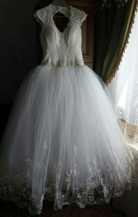 Продам платье свадебное