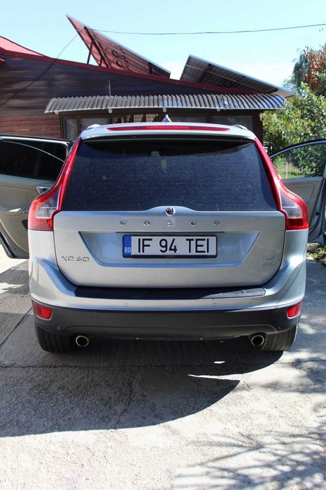 VOLVO XC60 2013 — imagine 4