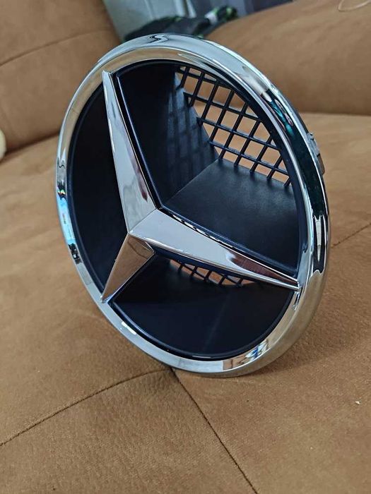 Емблема със Звезда за Предна Решетка на Mercedes W204 C Клас GLK G GLK